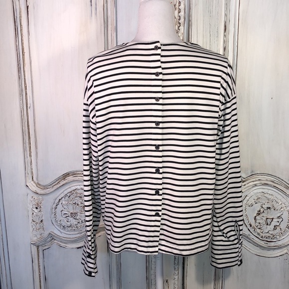 Who What Wear Classic Black and White Stripe Round Neck Top Size Small - Picture 6 of 8